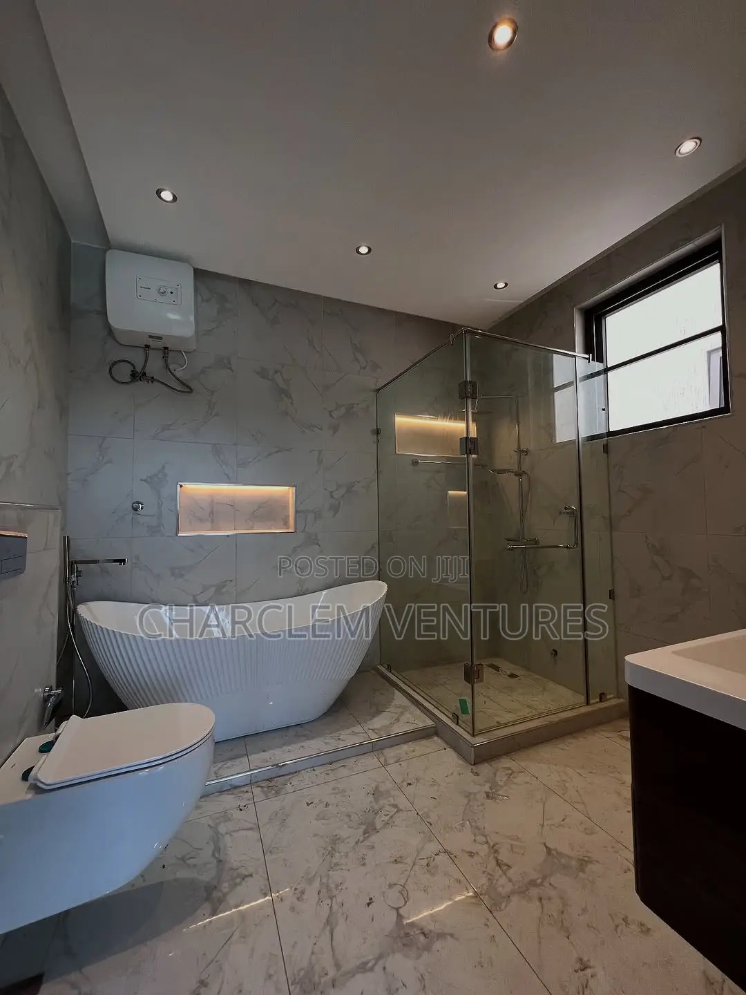 4bdrm House in Charclem Ventures, Ashaley Botwe for sale