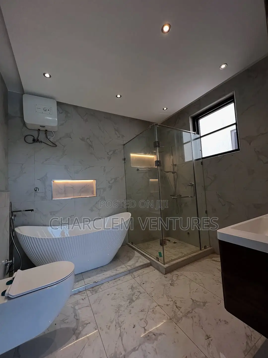 4bdrm House in Charclem Ventures, Ashaley Botwe for sale