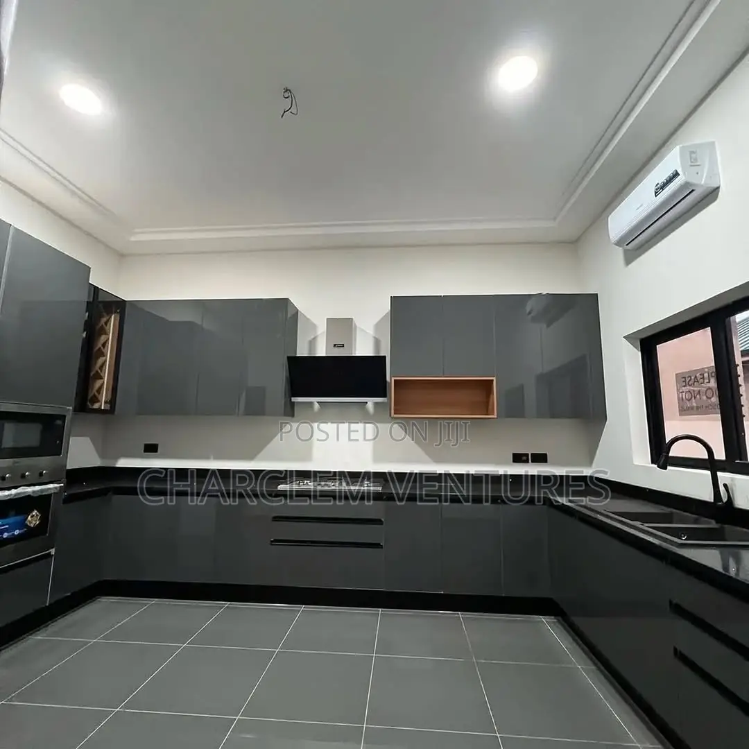 4bdrm House in Charclem Ventures, Adenta for sale