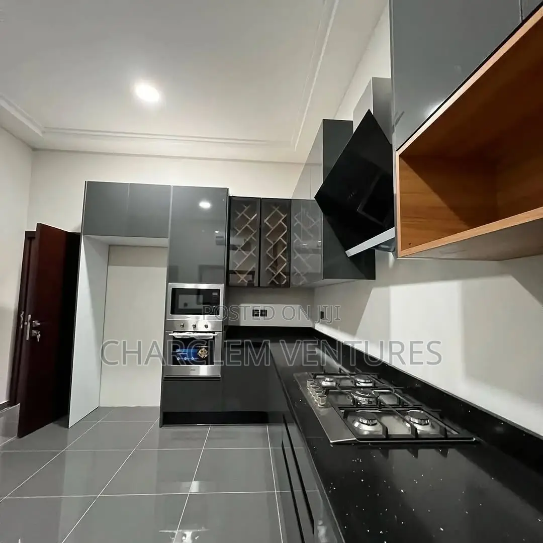 4bdrm House in Charclem Ventures, Adenta for sale