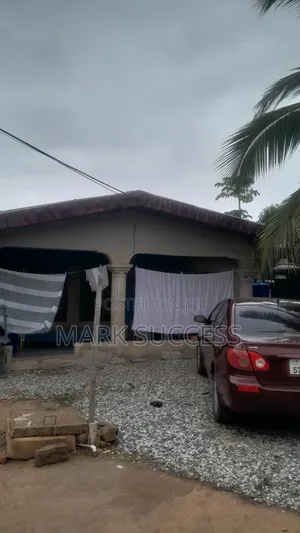 5bdrm House in Bortiano for sale