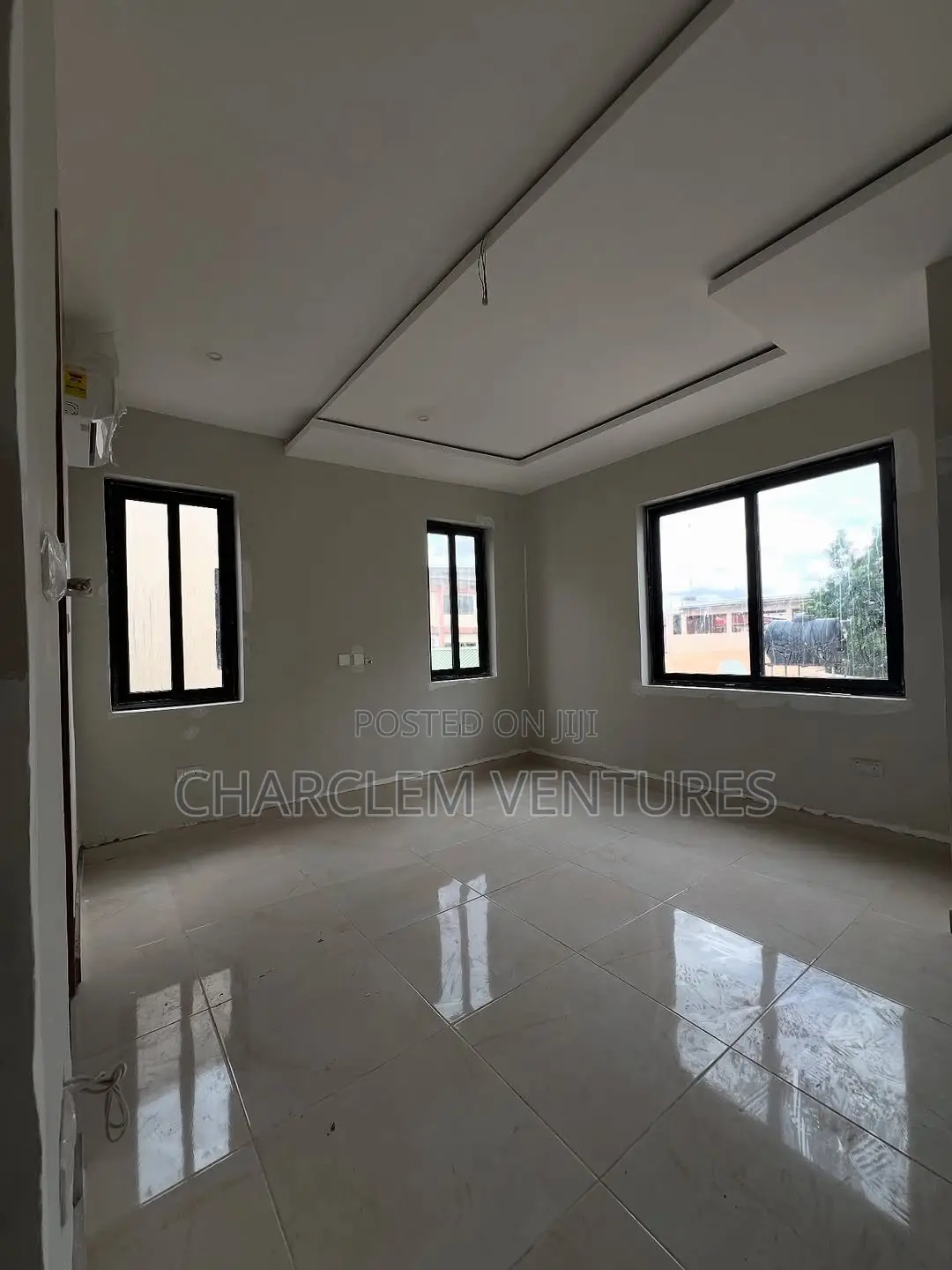 5bdrm House in Charclem Ventures, Dzorwulu for rent