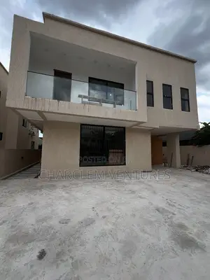 5bdrm House in Charclem Ventures, Dzorwulu for rent