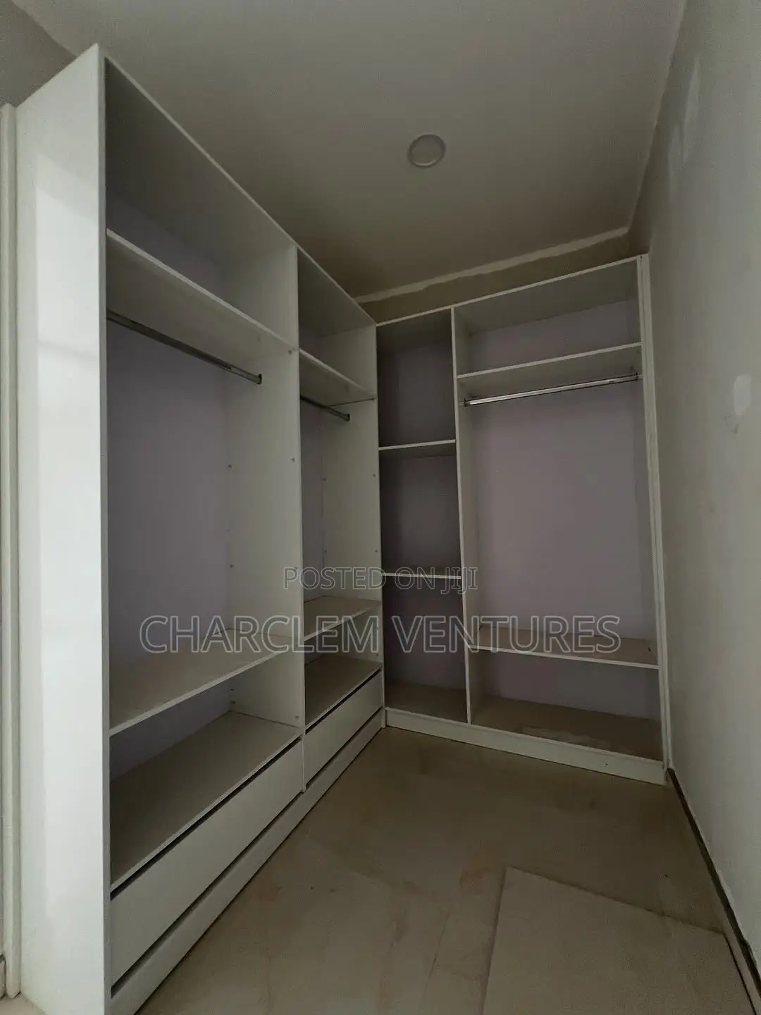 5bdrm House in Charclem Ventures, Dzorwulu for rent