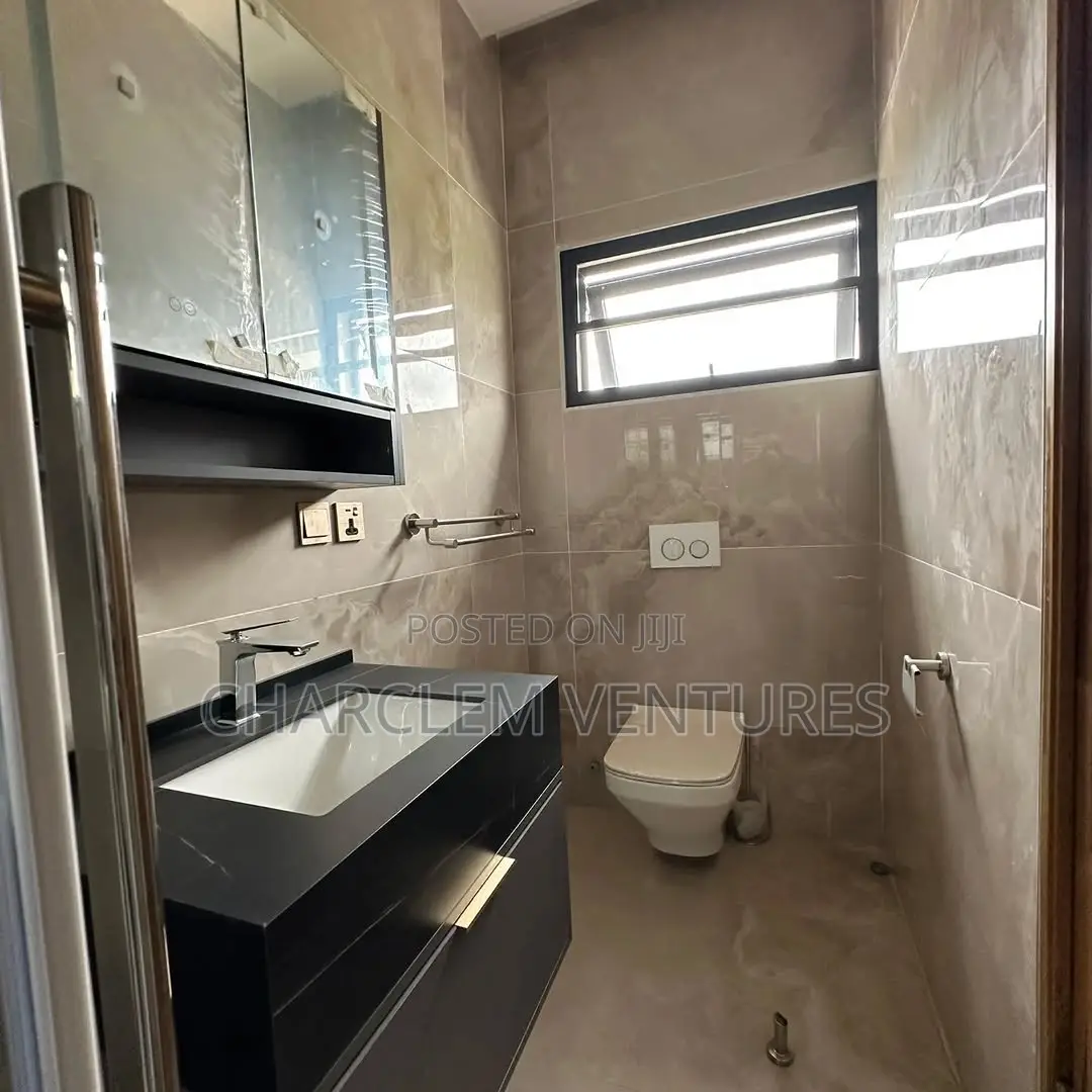 4bdrm House in Charclem Ventures, Accra Metropolitan for sale