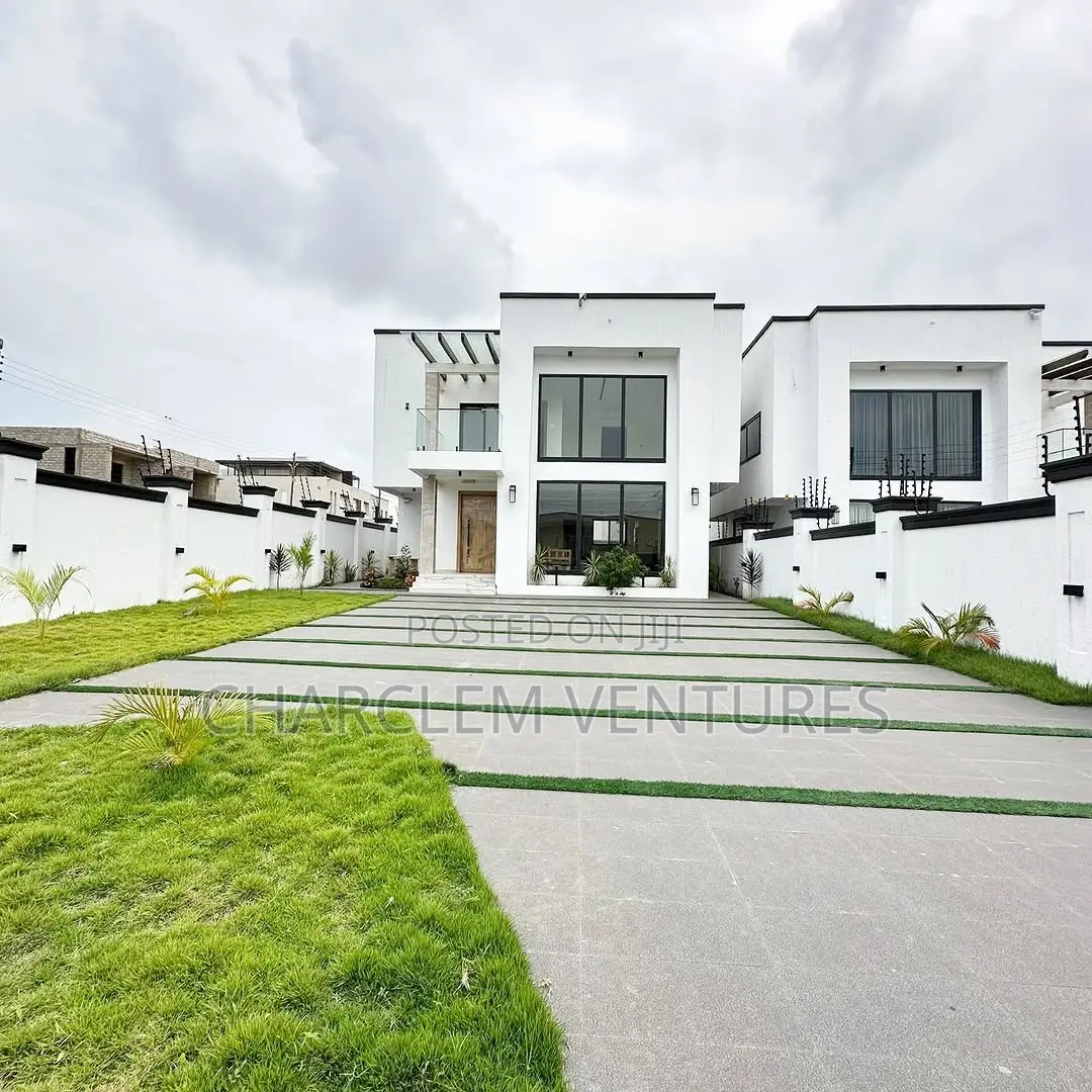 4bdrm House in Charclem Ventures, Accra Metropolitan for sale