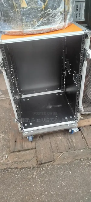 Amplifier Rack 16 Unite