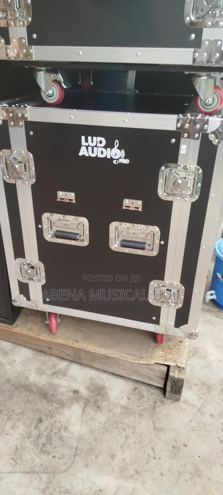 Amplifier Rack 16 Unite