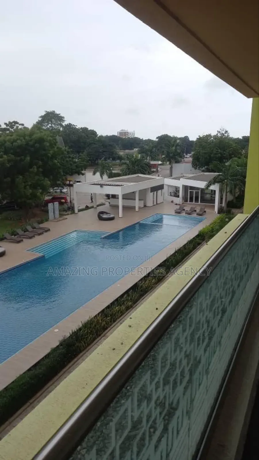 Furnished 4bdrm Apartment in Airport Residential Area for sale