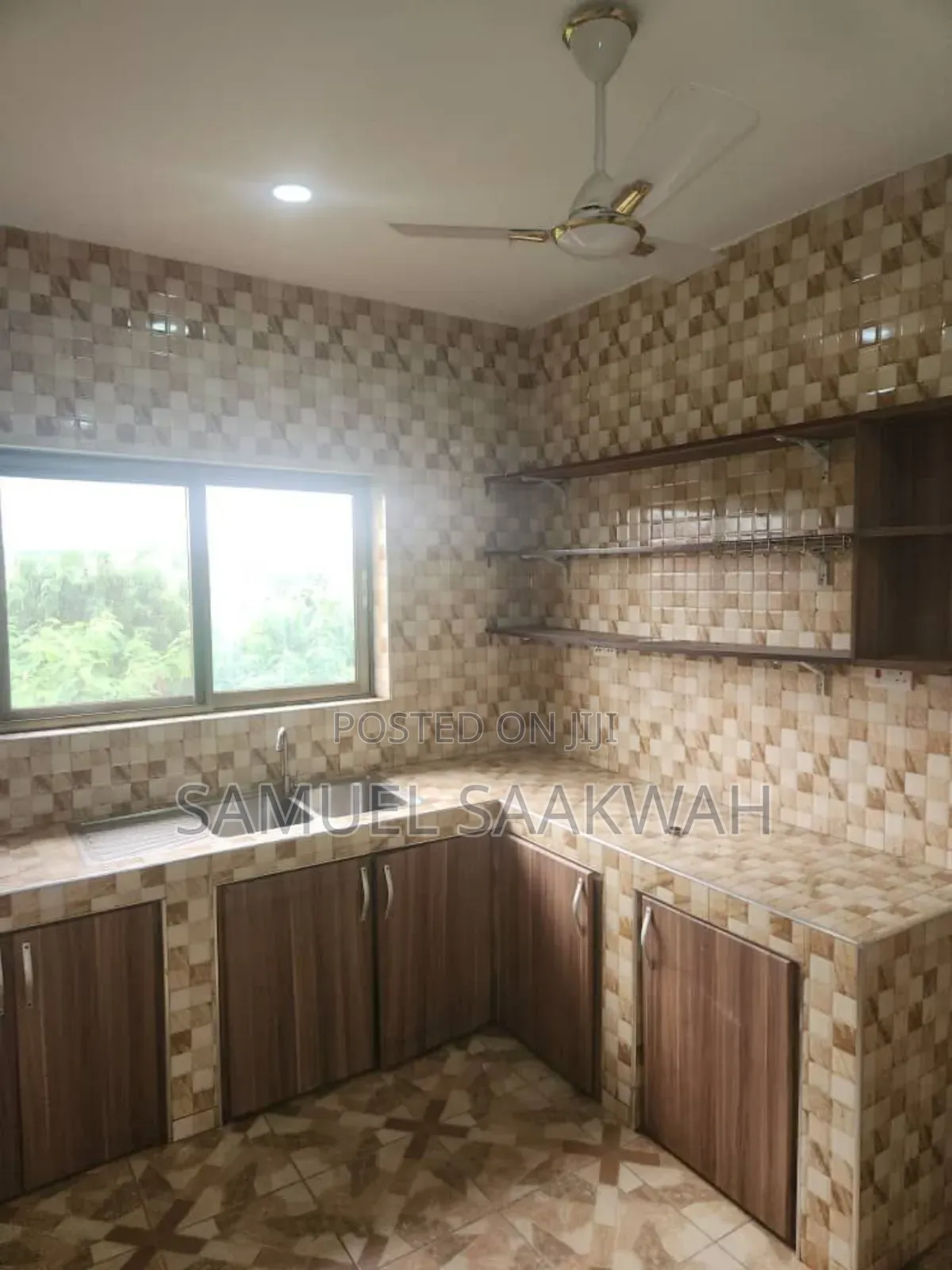 2bdrm Apartment in Kwashieman for rent