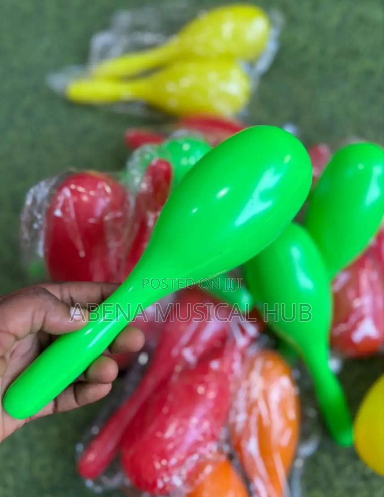 Hand Shaker (Pair)