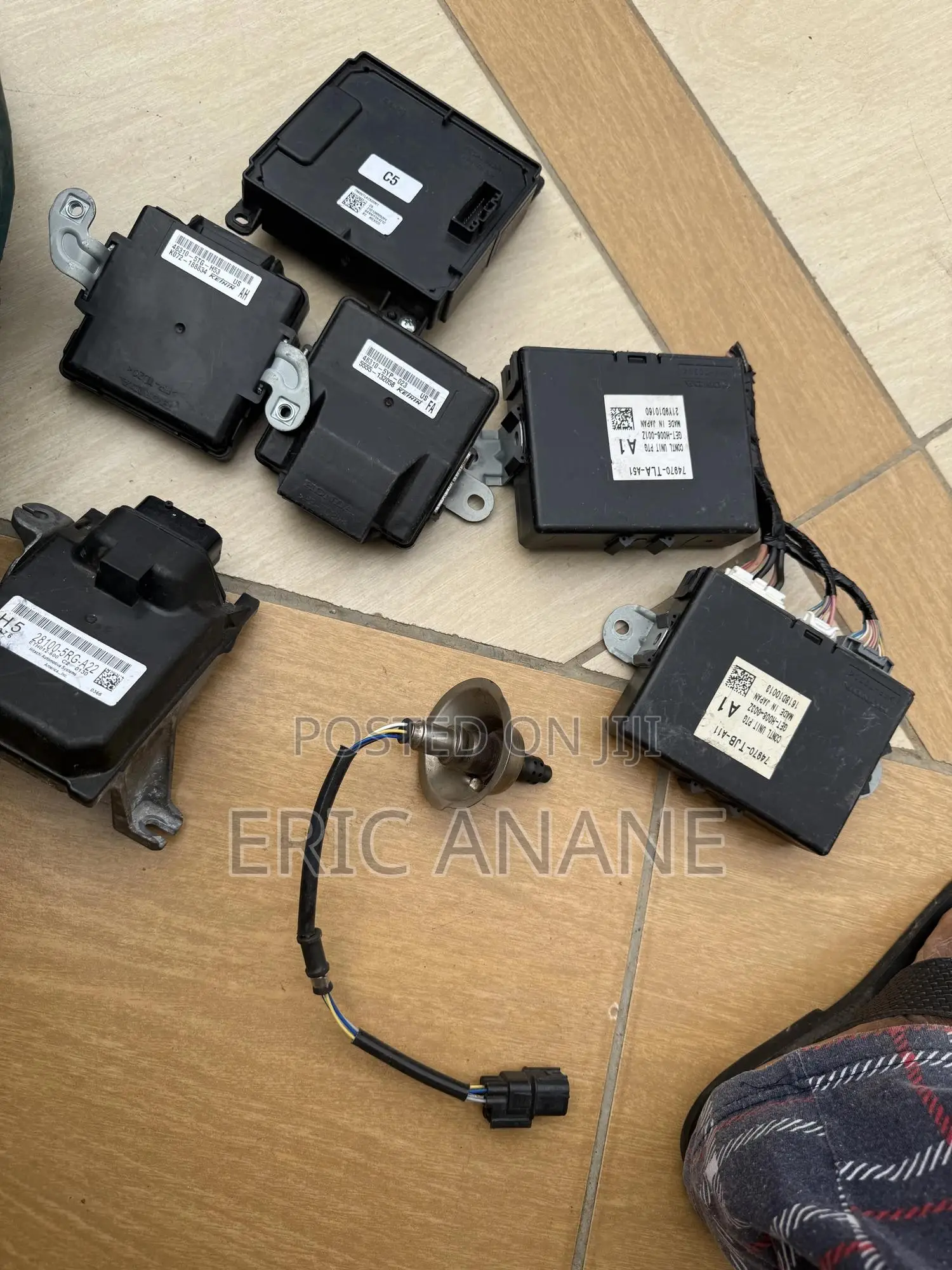 2017-2024 CRV Boot Sensors