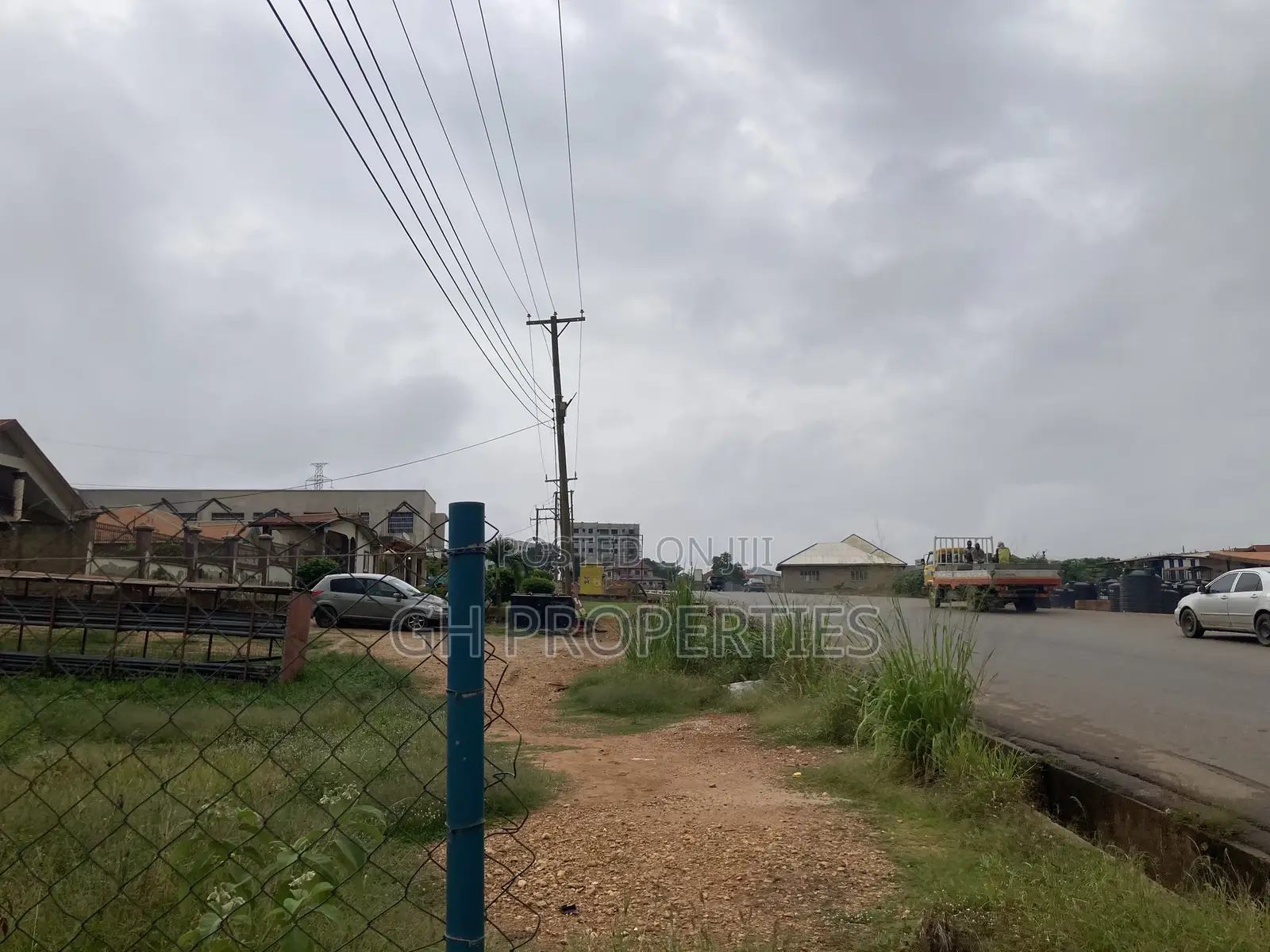 One Big Plot for Sale at Sokoban,Ampabame Main Road.