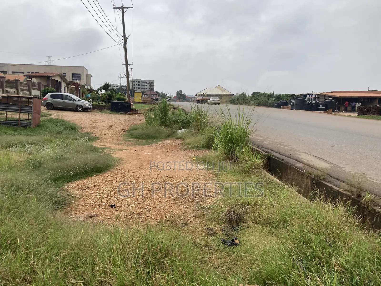 One Big Plot for Sale at Sokoban,Ampabame Main Road.