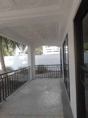 10bdrm House in Tema Community 3 for rent