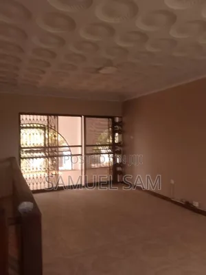 10bdrm House in Tema Community 3 for rent
