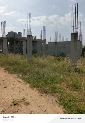 2bdrm Block of Flats in Kofi'S Realty, Lashibi for sale