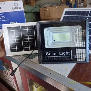 100 Watts Solar Light