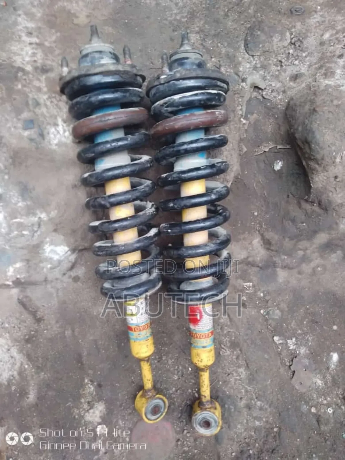 Front Shock Toyota Tacoma 2010, 2012, 2015, 2017, 2020