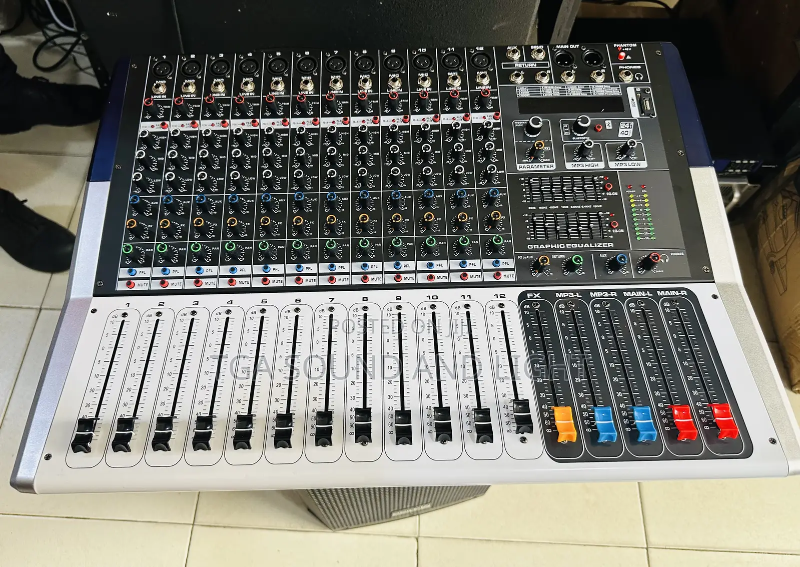 Yamaha 12 Channel Powered Mixer [Kv 12]