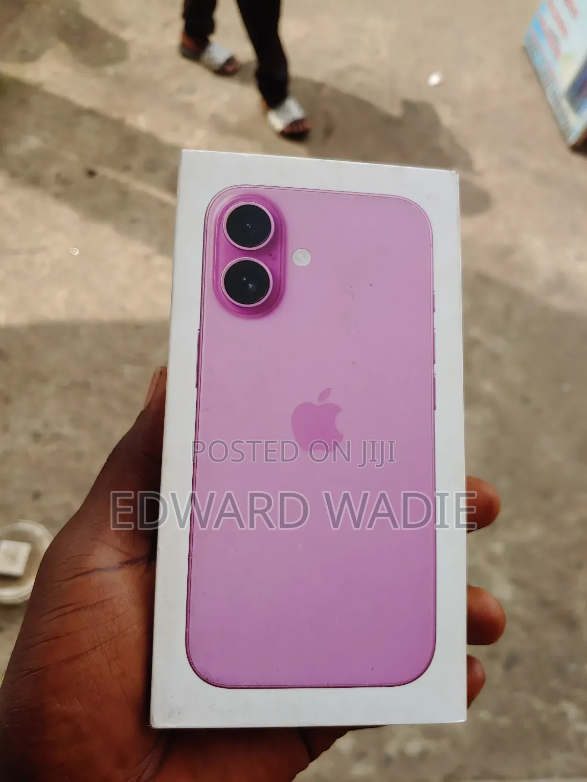 New Apple iPhone 16 128 GB Pink