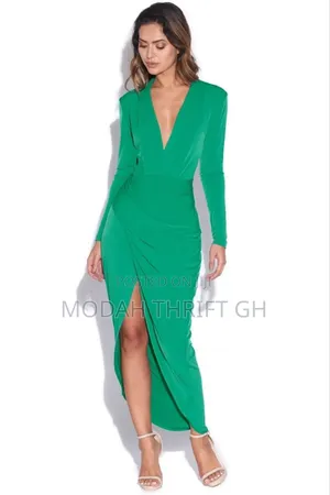 Photo - Green v Neck Bodycon Dress