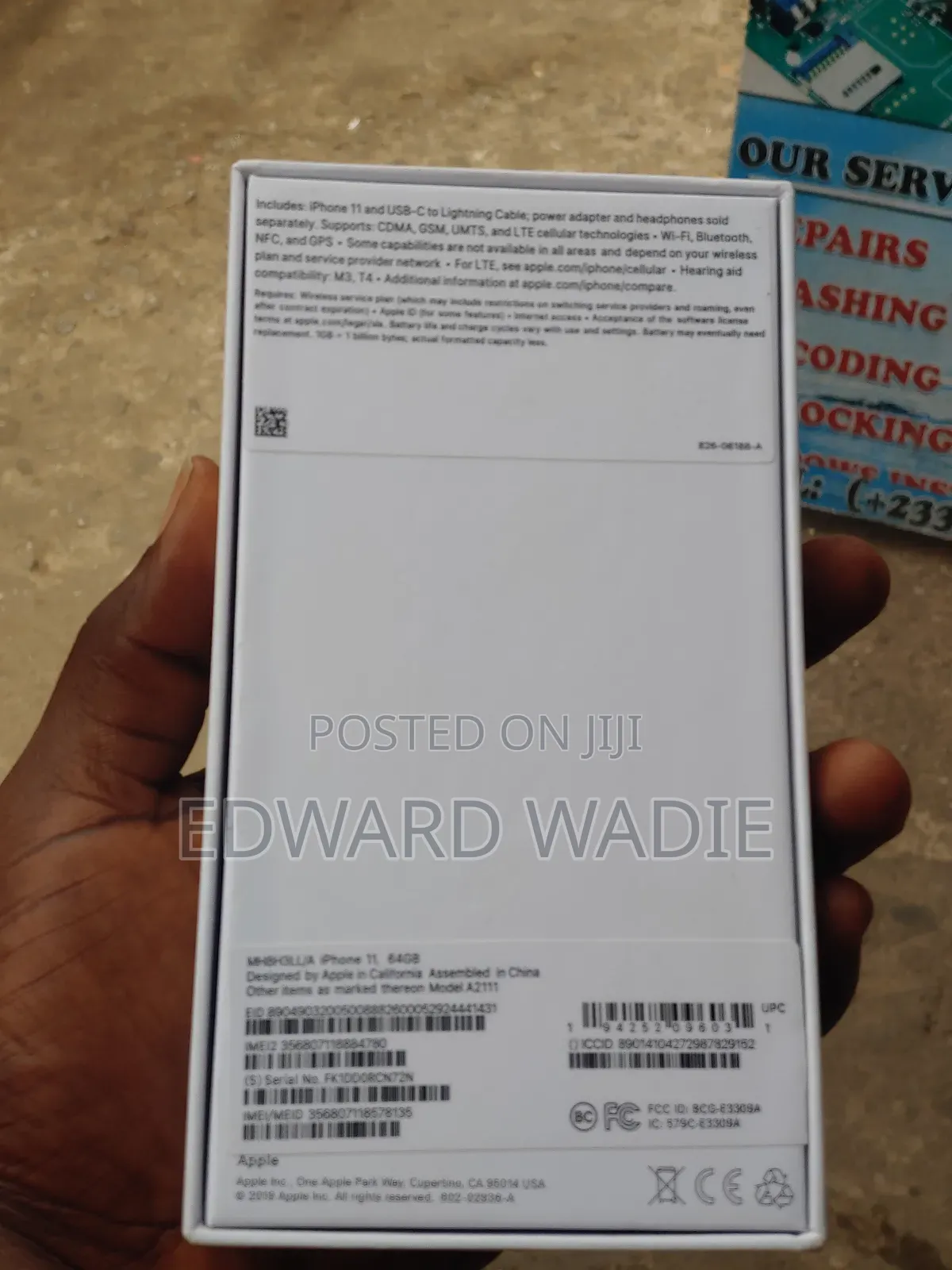 New Apple iPhone 11 64 GB Red