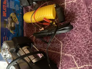 Car Tyre Compressor/ Car Pump
