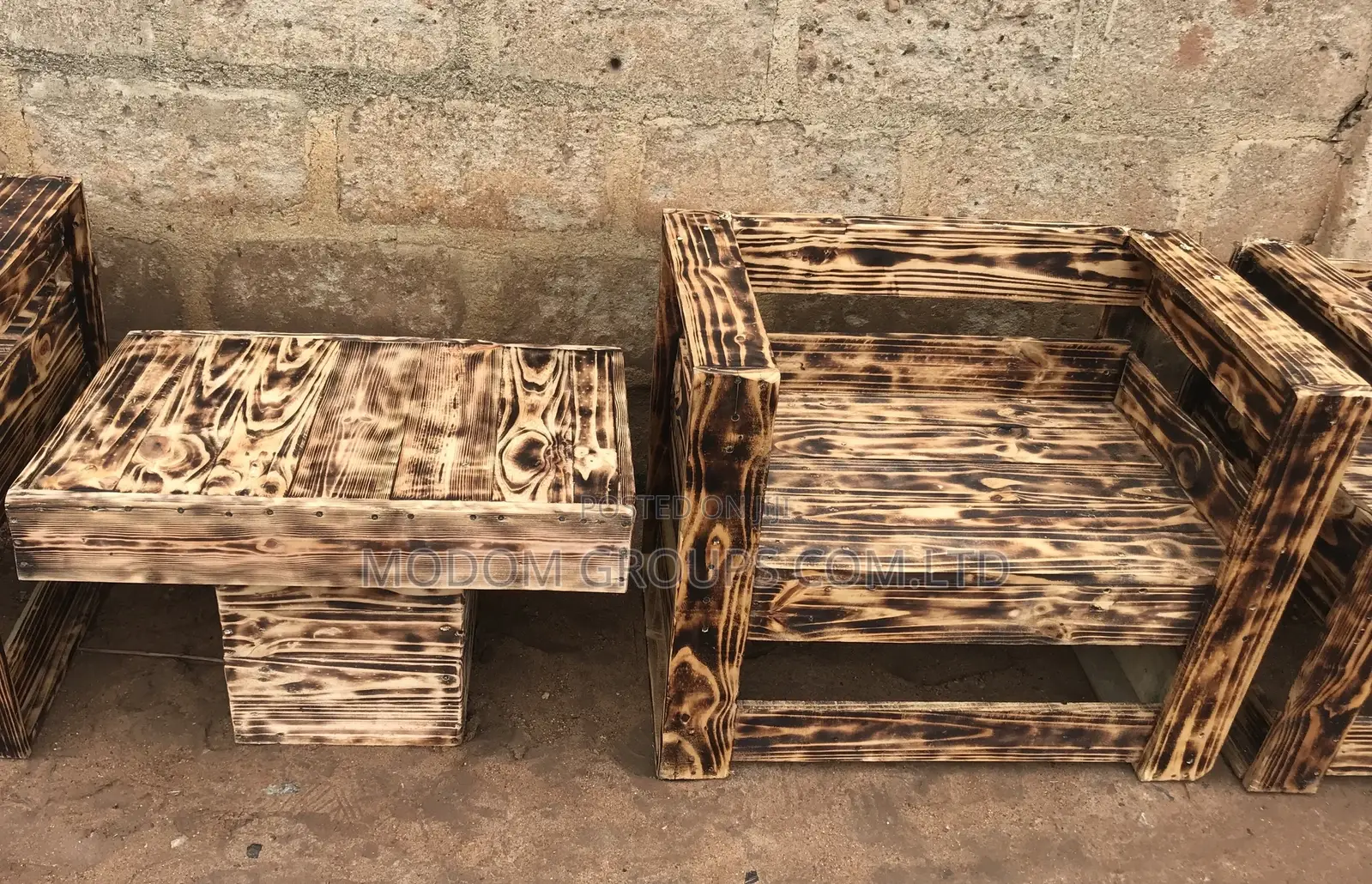 Pallets Chairs for Sale