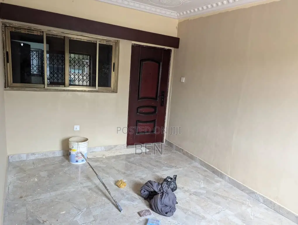 3bdrm House in Achimota Mile 7 for rent