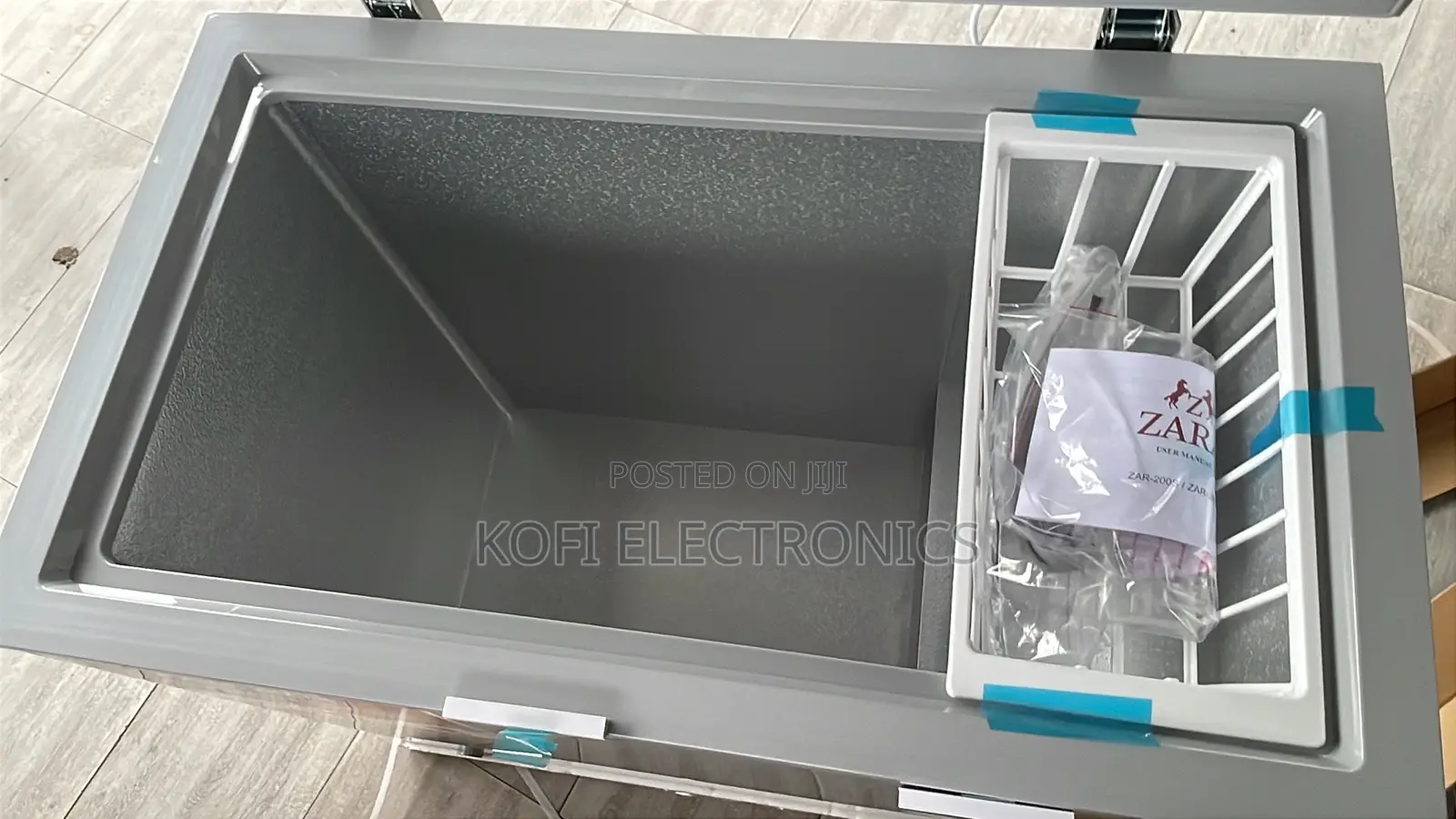 Keep Food Protected Zara Freezer 200ltr Lock Light Silver