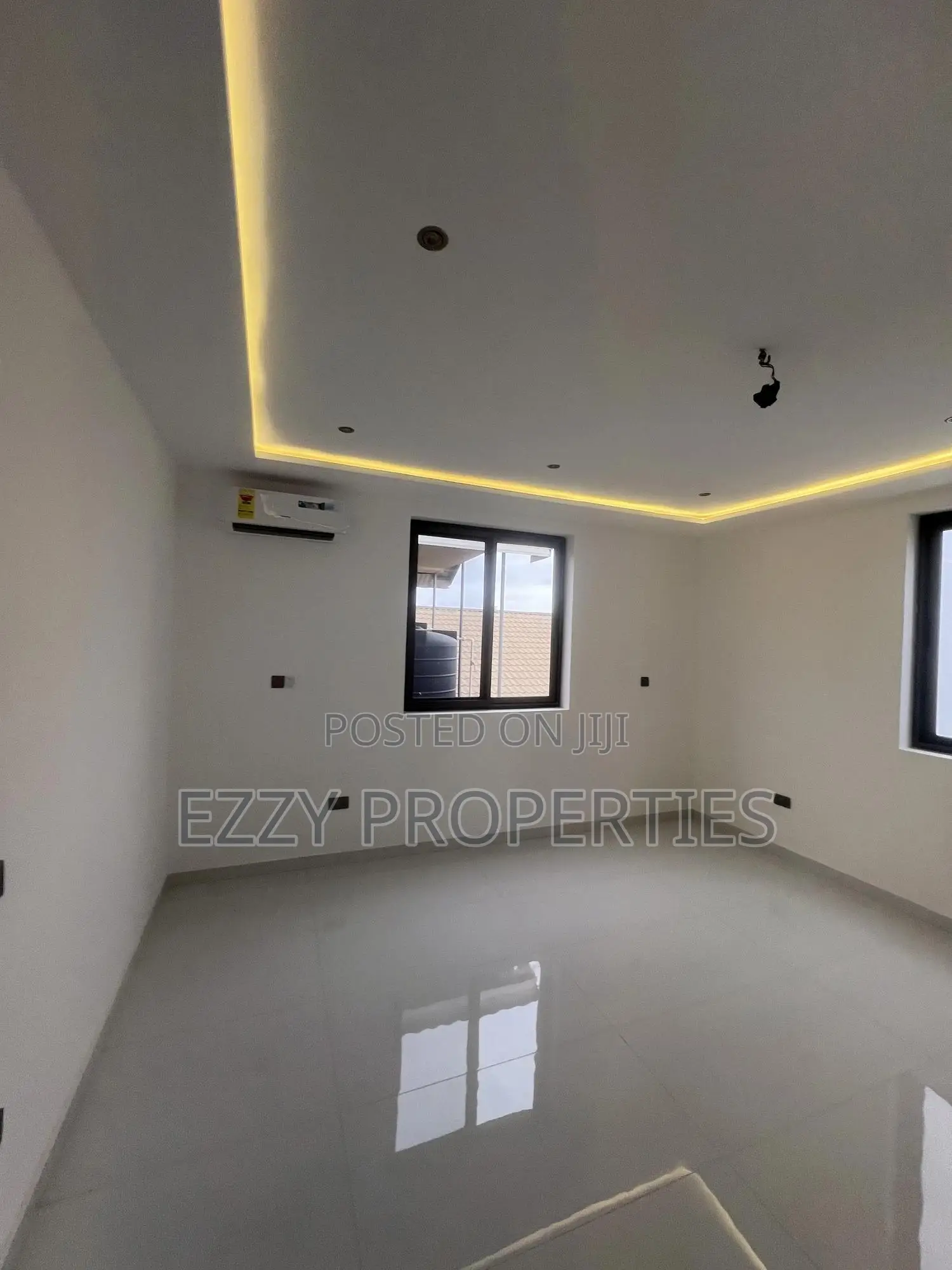 3bdrm House in 100, East Legon for sale