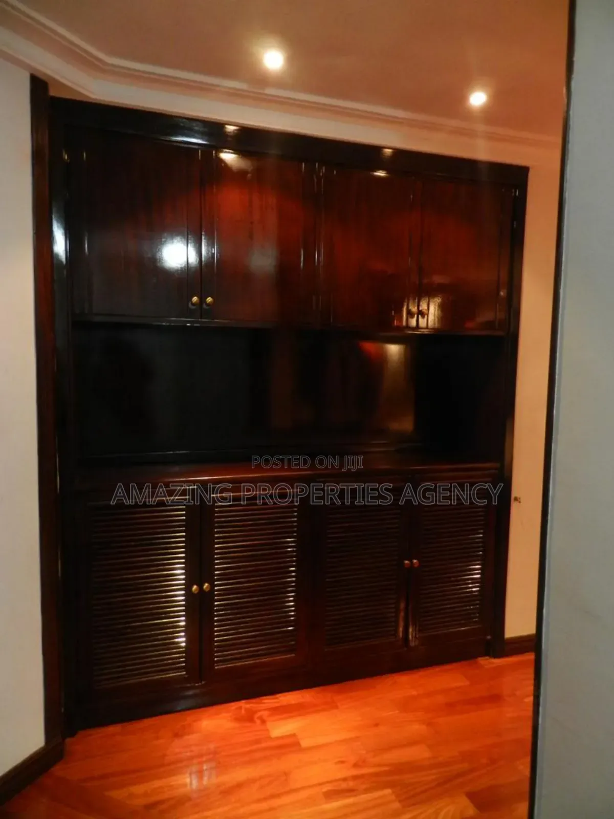 4bdrm House in Airport Residential Area for sale