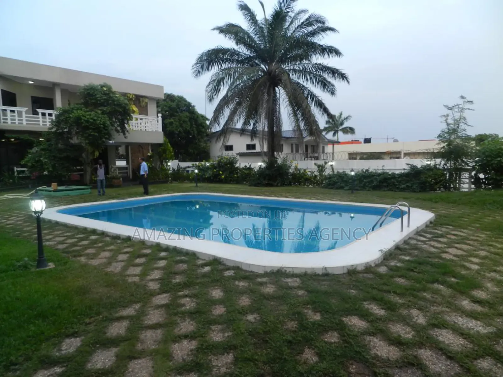 4bdrm House in Airport Residential Area for sale