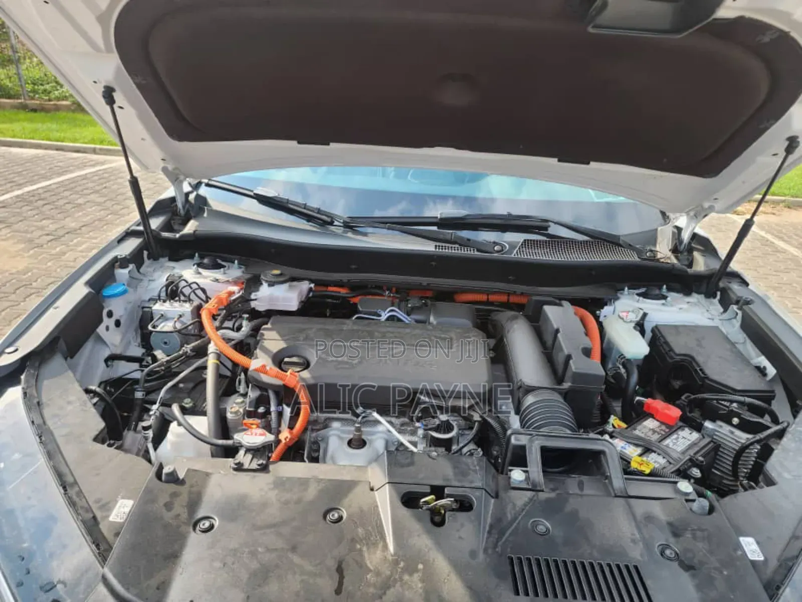 Honda CR-V 2025 White