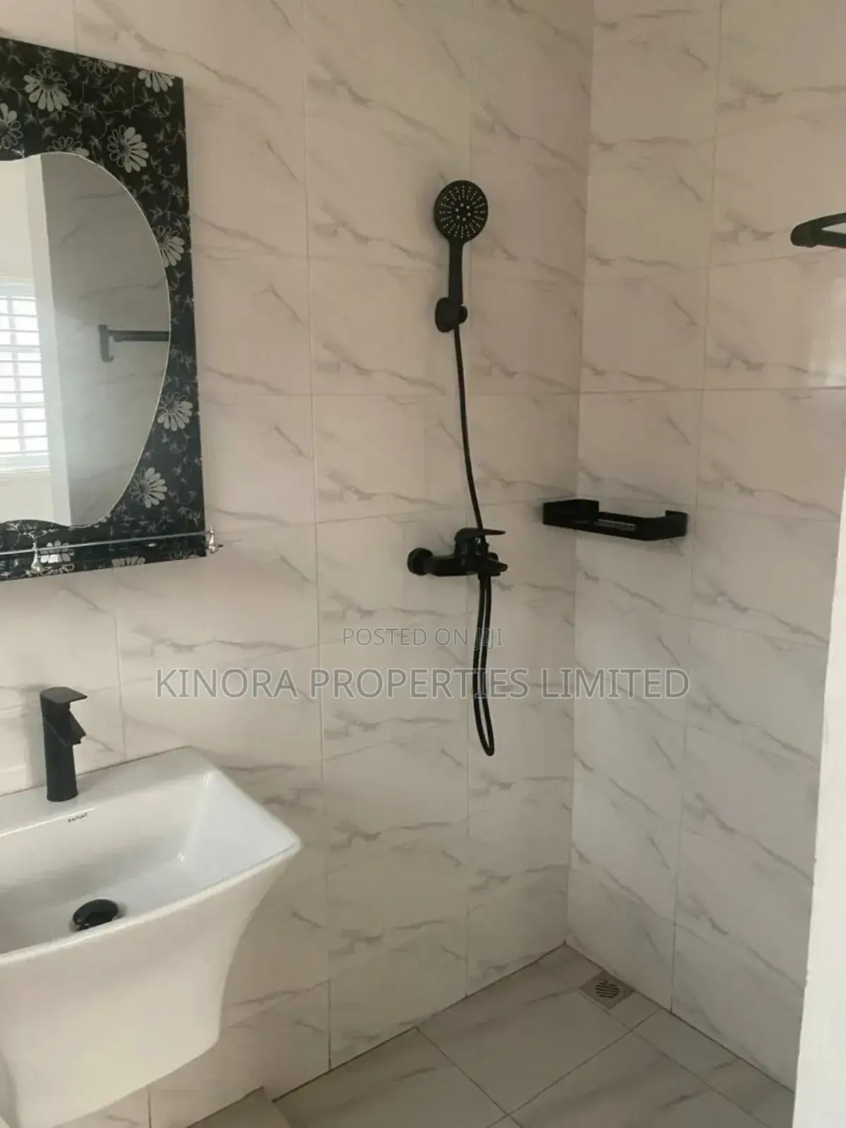 2bdrm Condo in Achimota, Mile 7 for sale