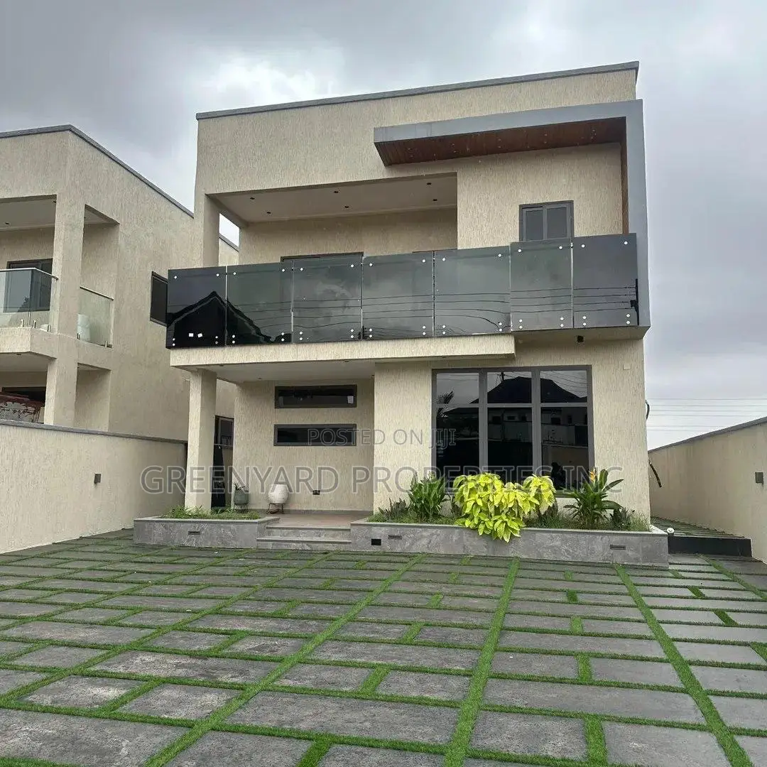 4bdrm House in Lakeside for sale