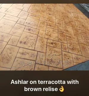 Expert in Concrete Stamping, Concrete Polishing, Masonry Block Lyer