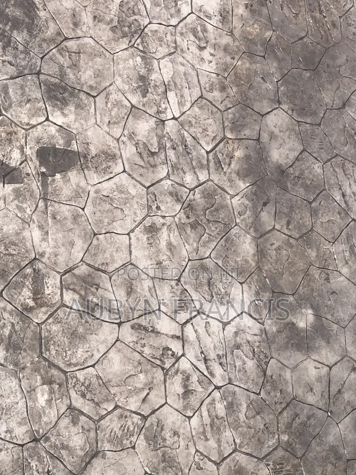 Expert in Concrete Stamping, Concrete Polishing, Masonry Block Lyer
