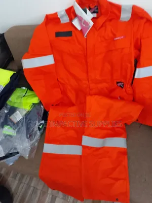 Fire Retardant Uniform / Fireproof Uniform(Redwing Brand).