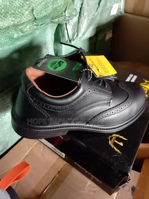 Executive Safetoe Shoe.