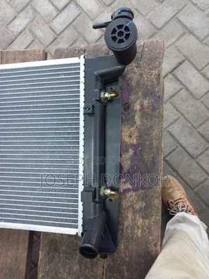Corolla/Vibe Radiator Tank 2004,2005,2006,2007,2008