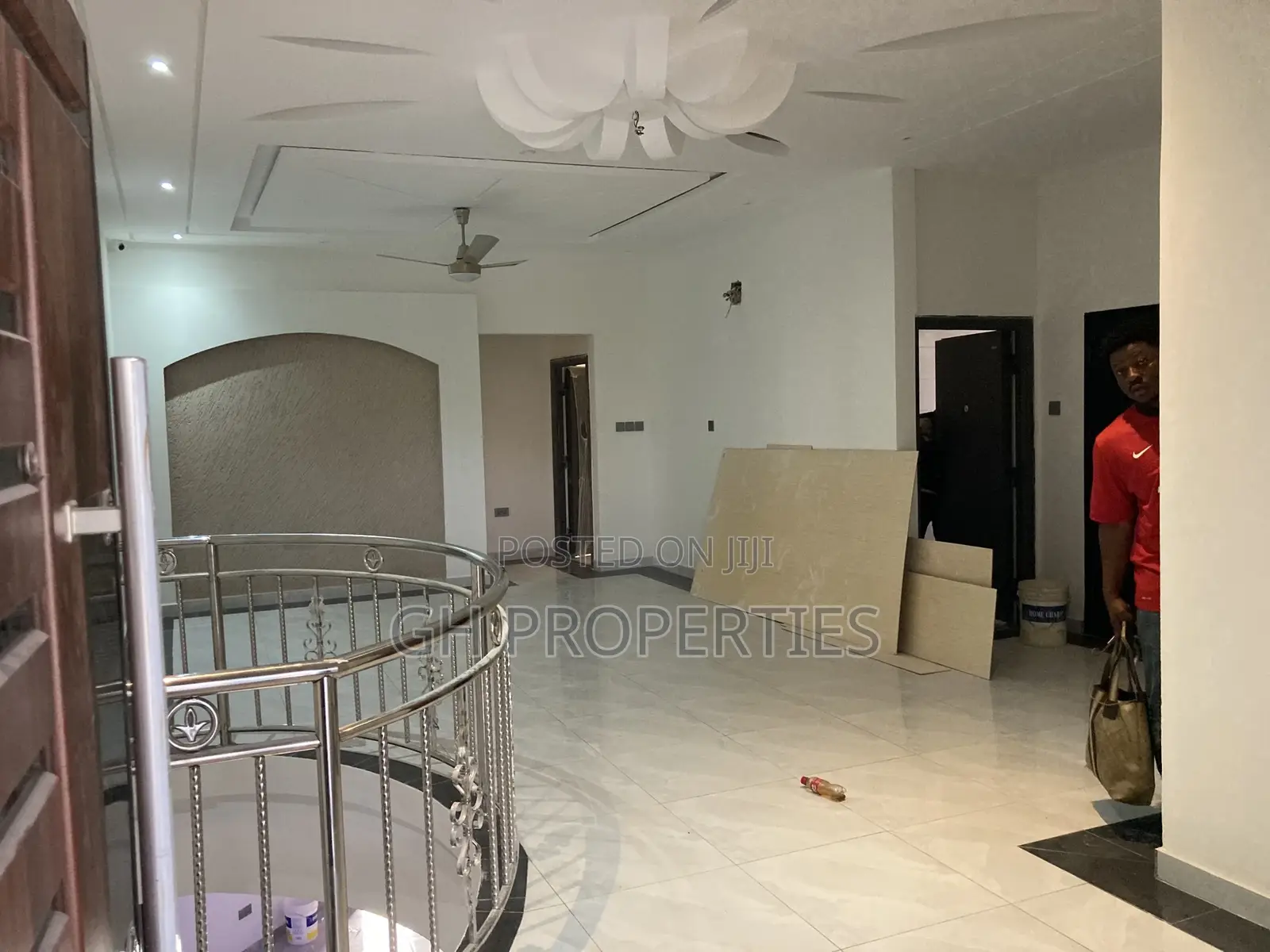 6bdrm Mansion in Executive Six, Kumasi Metropolitan for sale