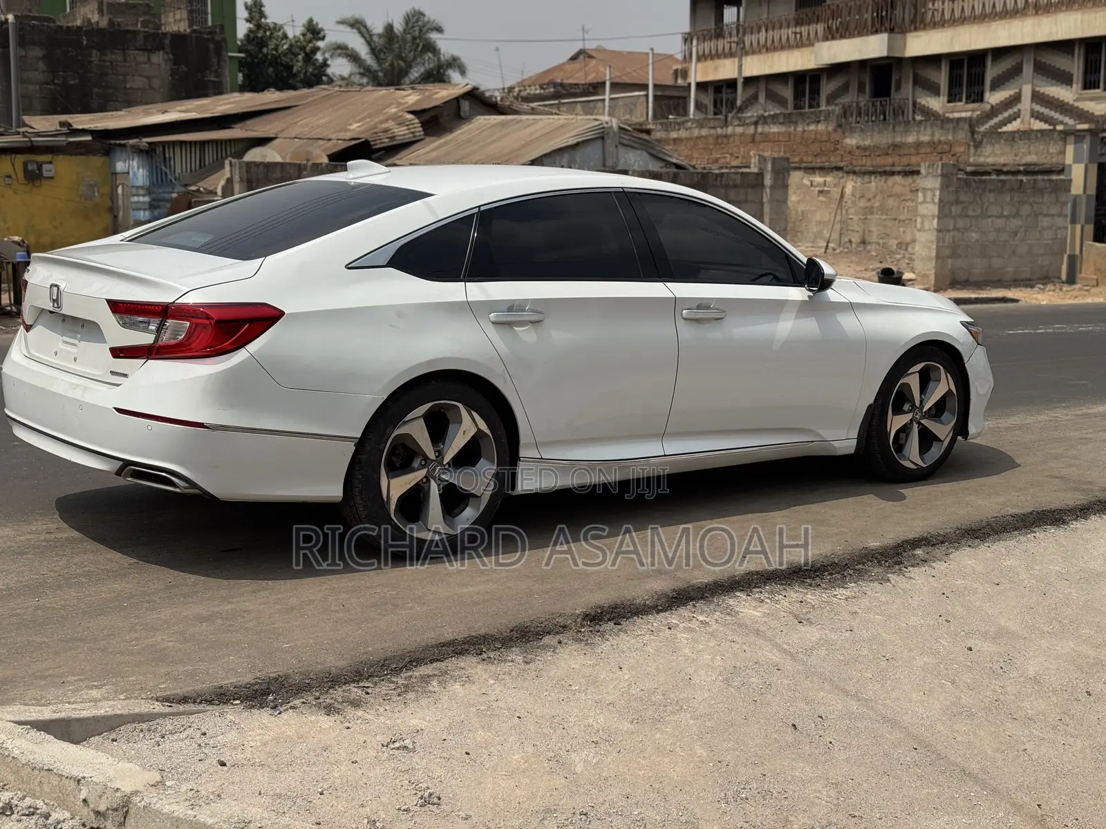 Honda Accord Touring 2018 White