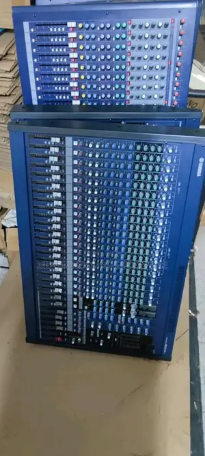 Yamaha Raw Mixer (Mg24 Channels)