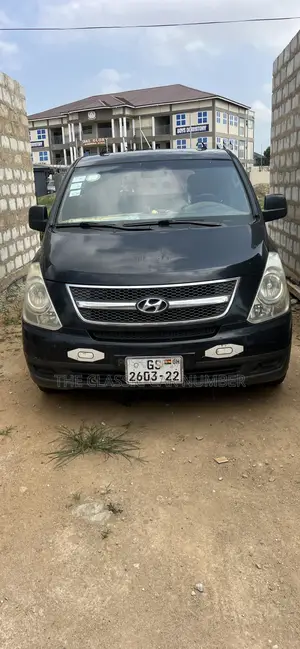 Hyundai H1 2009 Black