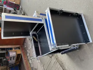 Amp Rack 14u 3doors(Blue)