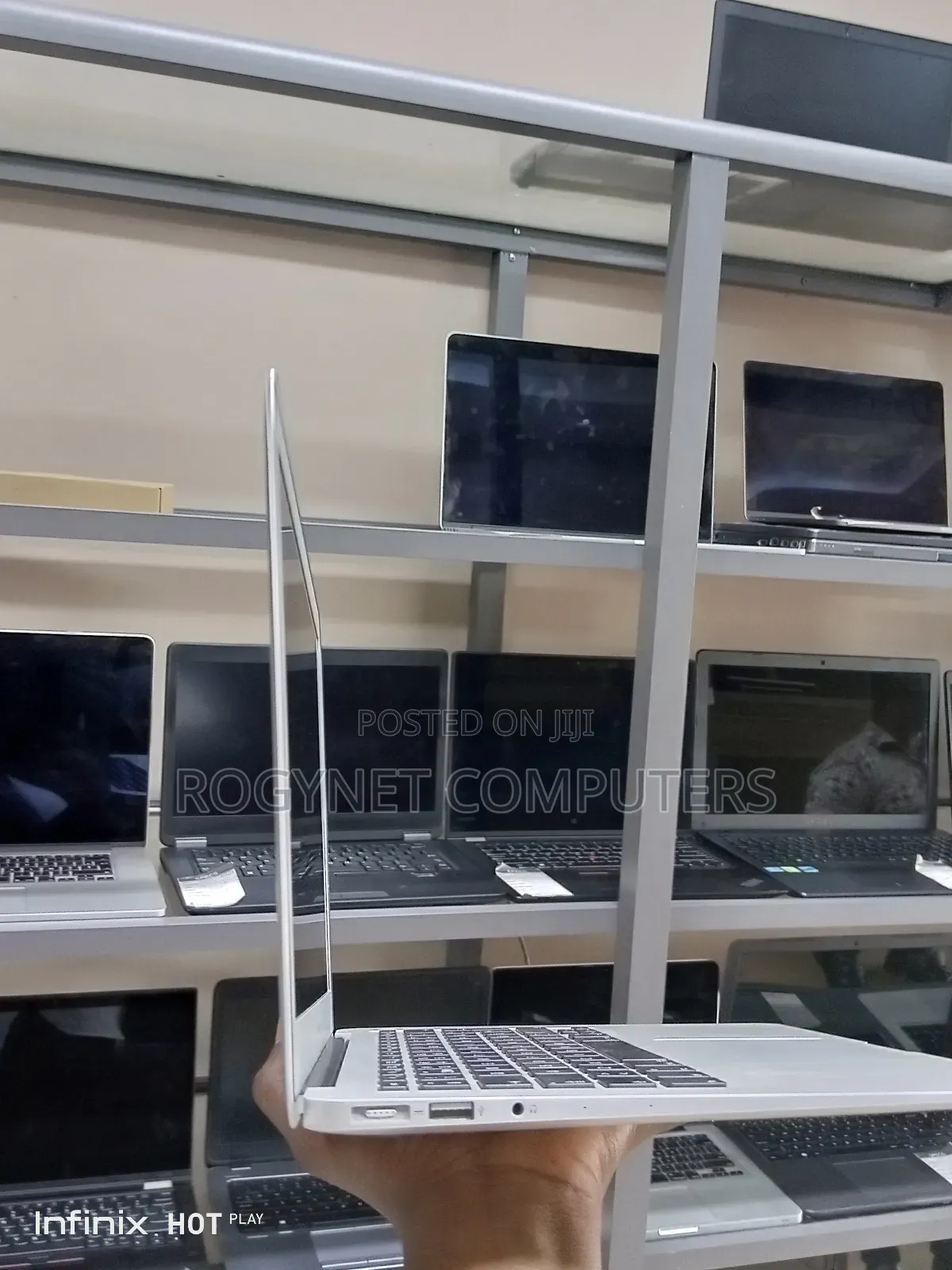 Laptop Apple MacBook Air 2017 8GB Intel Core i7 SSD 256GB