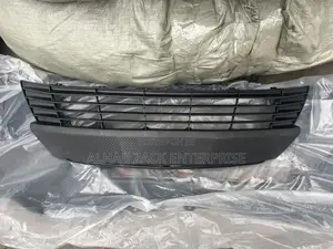 Corolla 2014 Bumper Grille Le
