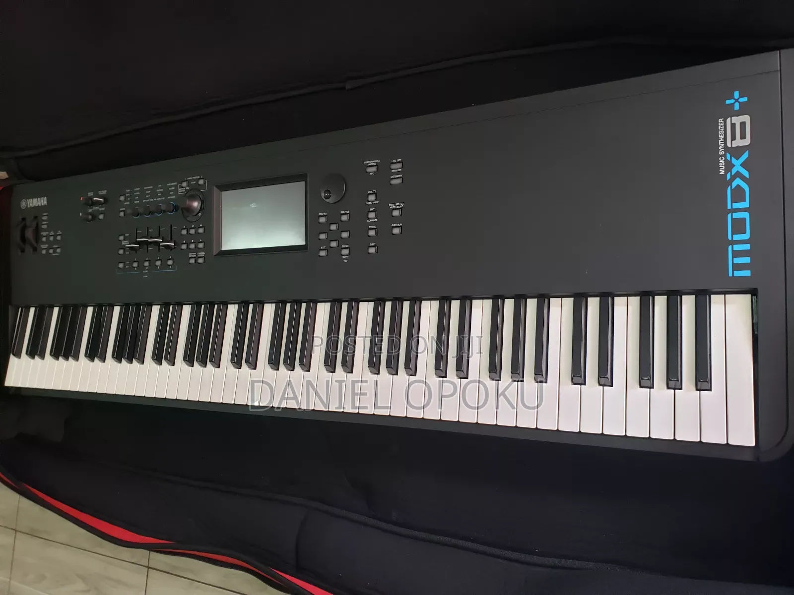 Yamaha Modx 8+ Keyboard
